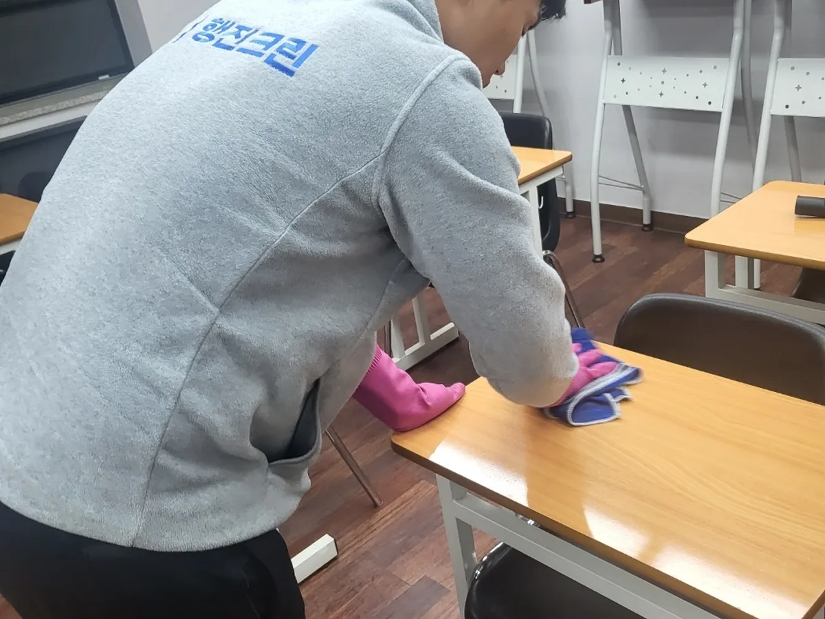 안동시 노하동 유치원 책걸상 교실 위생청소 사례 - 행진크린