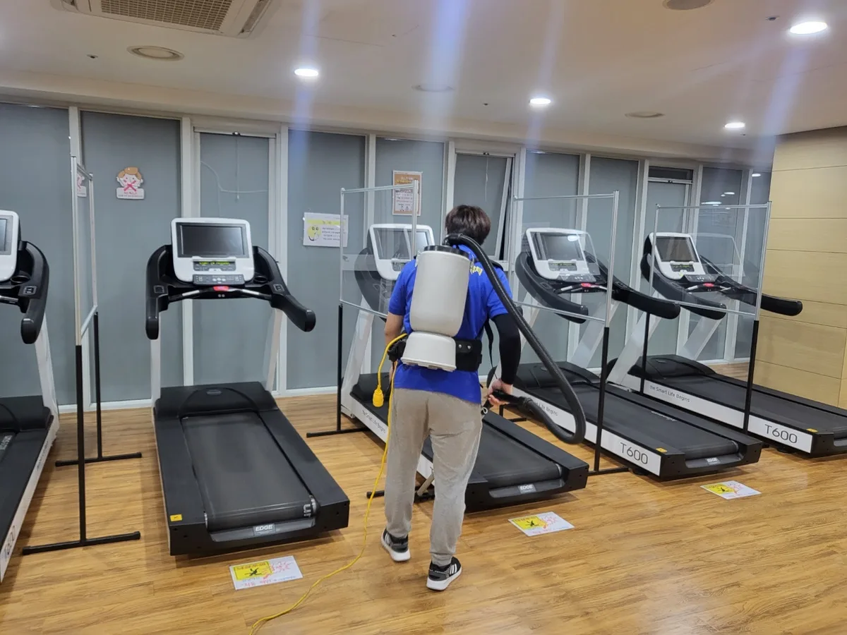 문경시 윤직동 헬스장 탕비실 직원 휴게공간 위생청소 사례 - 행진크린
